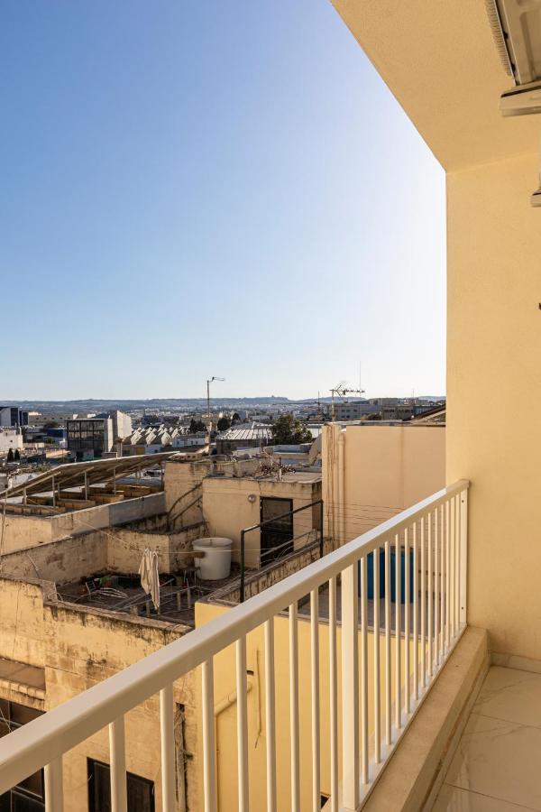 H2 -Modern And Spacious 3 Bedroom Apartment San Ġwann Exterior foto